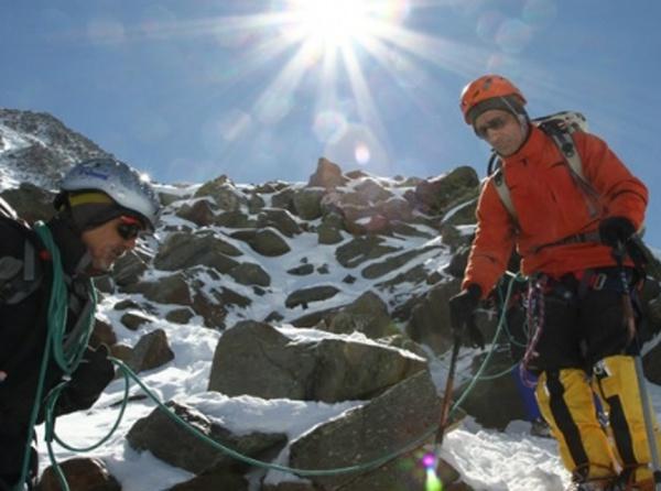 Türkiyenin görme engelli ilk dağcısı: Dağa göz değil, yürek tırmanır